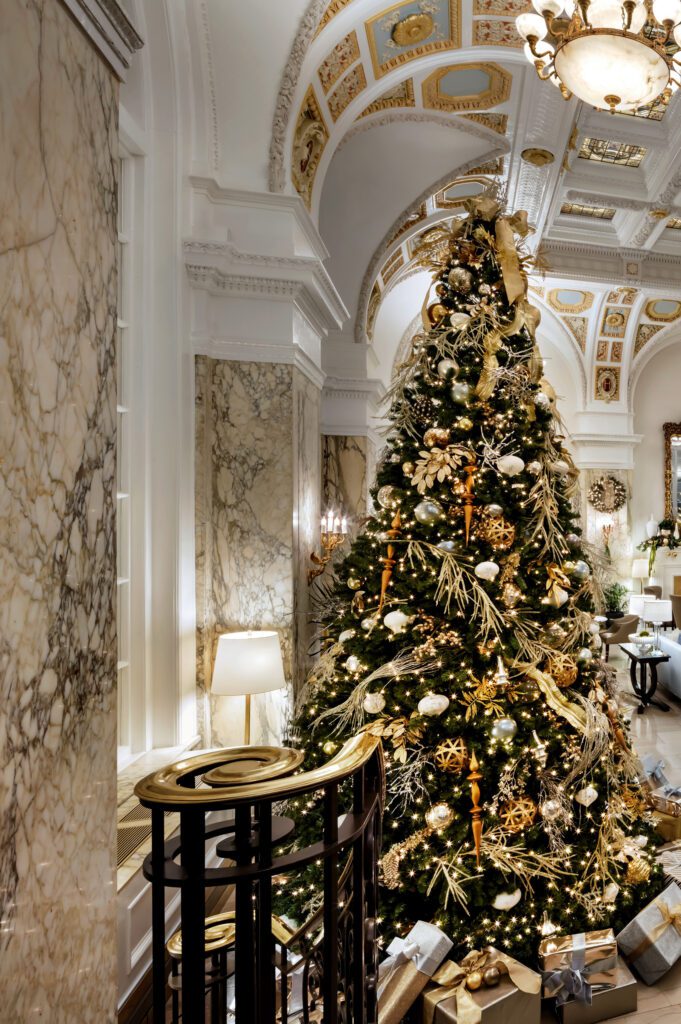 The Hermitage lobby decorated for the holidays